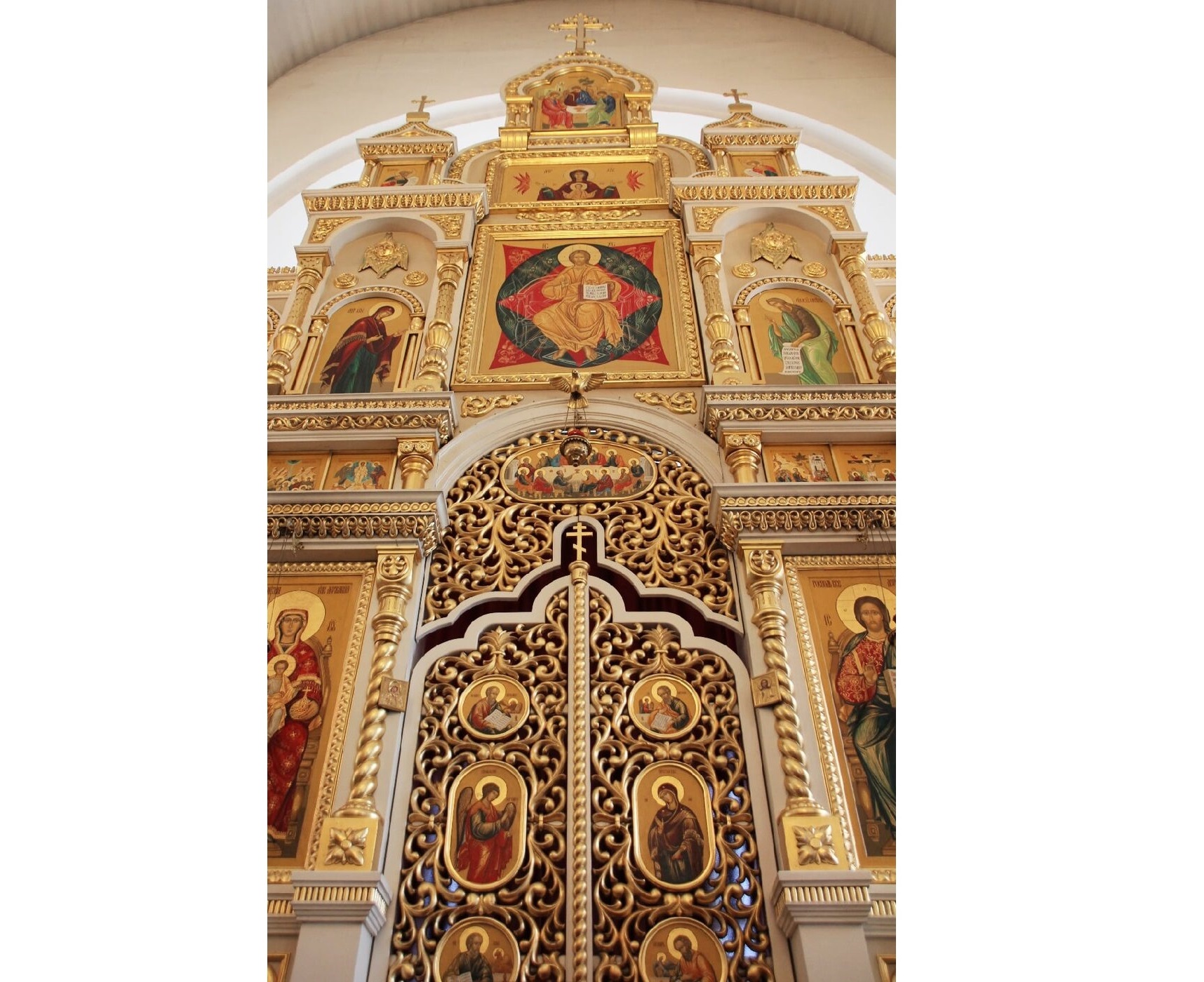 Церковь, приход Рождества Христова