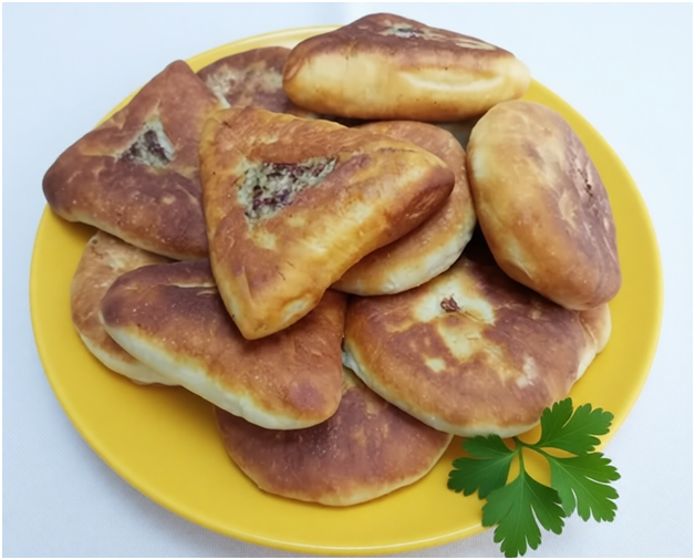 ﻿Классические бабушкины беляши (жареные на масле)