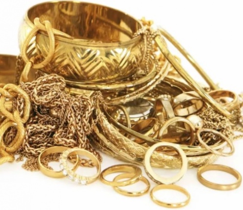 Как выгодно сдать золото в ломбард?