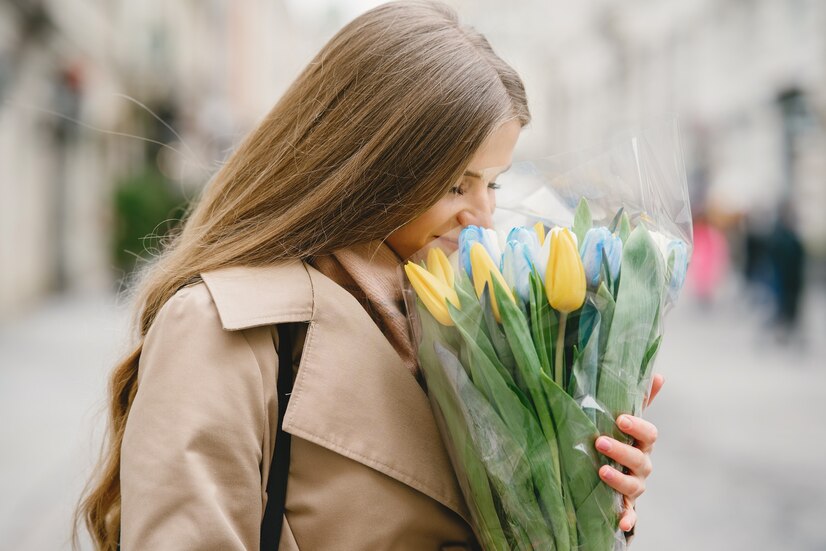 beautiful-girl-brown-coat-woman-spring-city-lady-with-bouquet-flowers_1157-46738.jpg